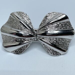 Vintage Gay Boyer Silvertone Shell Belt Buckle 2.25 in Statement Boho Classic